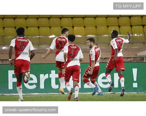 摩纳哥对阵巴黎圣日耳曼，法甲内战上演本土霸权与新锐势力正面碰撞